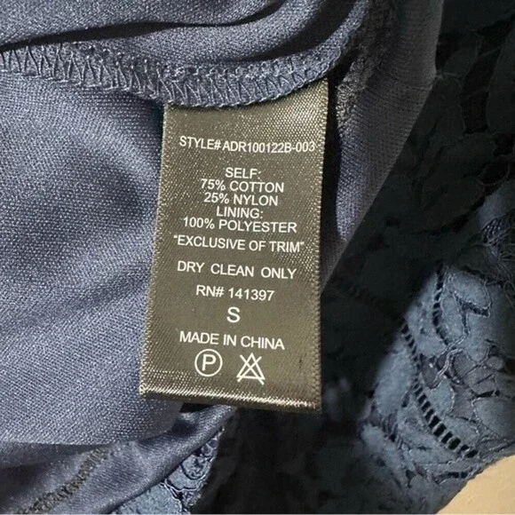 ASTR LATTICE INSET LACE DRESS Size S - Picture 6 of 8